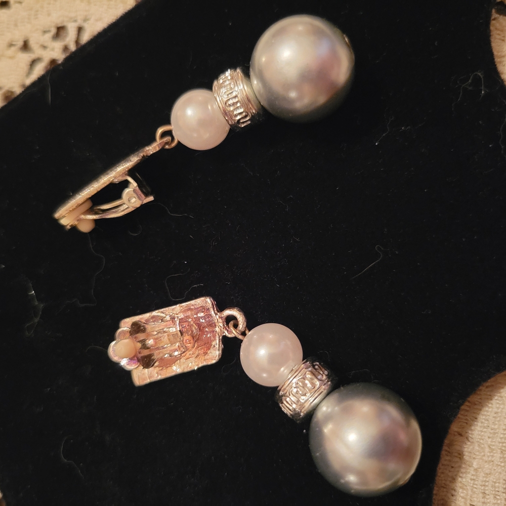 Elegant Silver and White Pearl Earrings